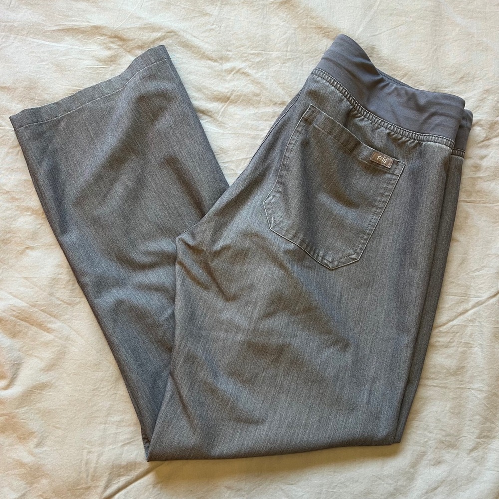 Figs Women's Gray Scrub Pants